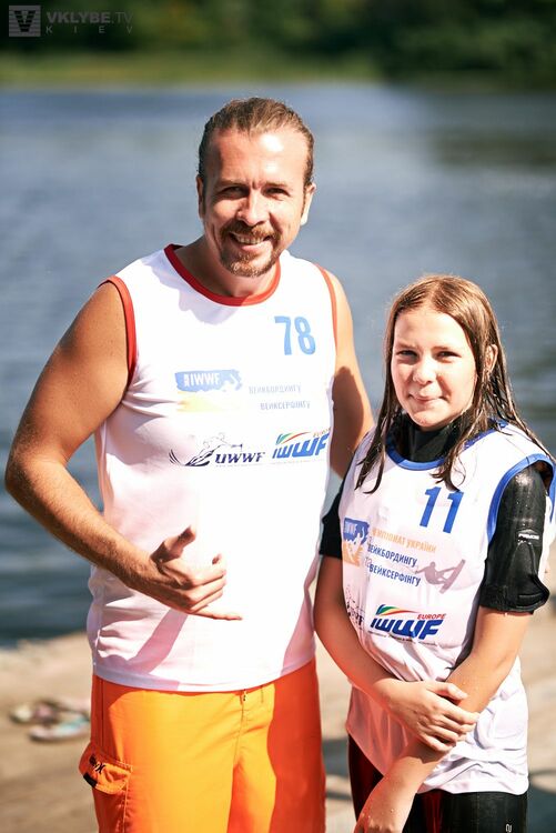 Спорт успешных людей: как прошел чемпионат по вейксерфингу в Киеве (фото)